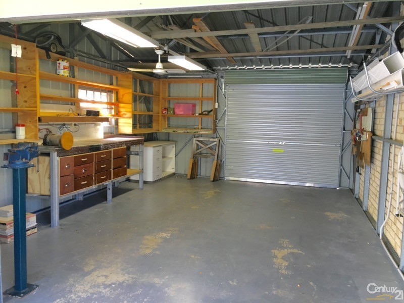 18 Lows Drive, Pacific Paradise QLD 4564