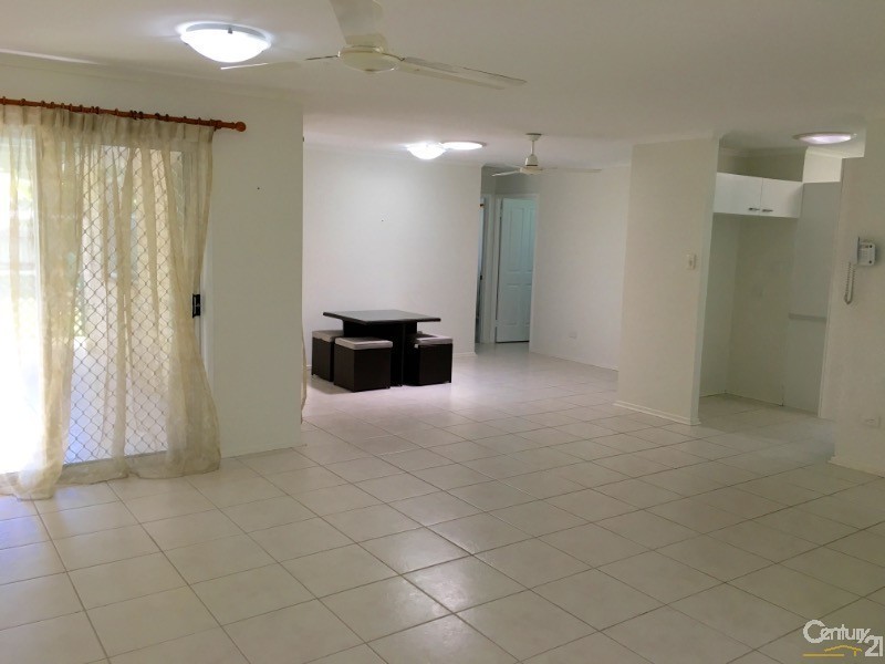 18 Lows Drive, Pacific Paradise QLD 4564