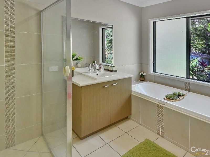 60 Anchorage Circuit, Twin Waters QLD 4564