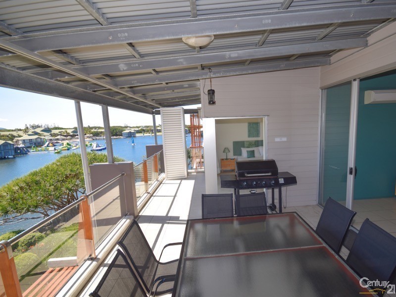 82/80 North Shore Road, Twin Waters QLD 4564