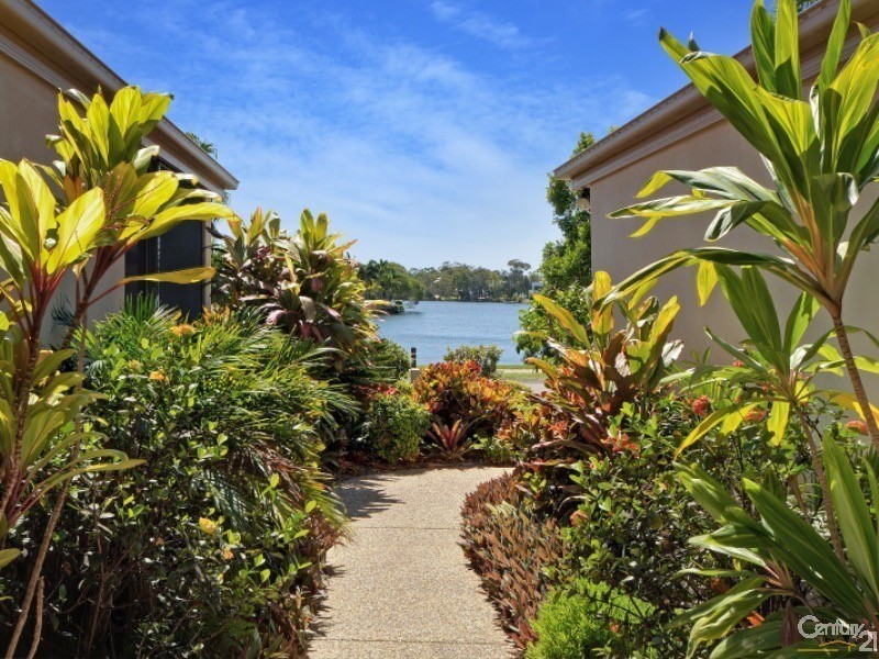 71 Stillwater Drive, Twin Waters QLD 4564