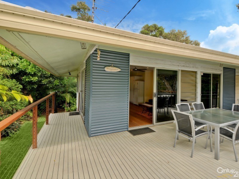 21 Sassifras Street, Mudjimba QLD 4564