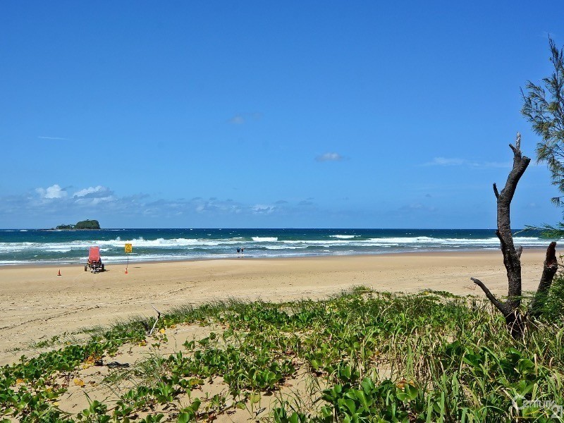 21 Sassifras Street, Mudjimba QLD 4564