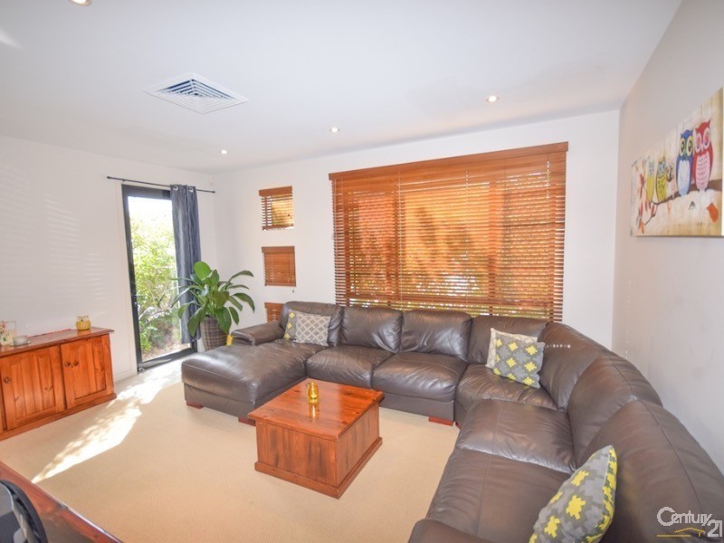 71 Baywater Drive, Twin Waters QLD 4564