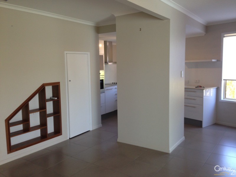4/7 Namba Street, Pacific Paradise QLD 4564
