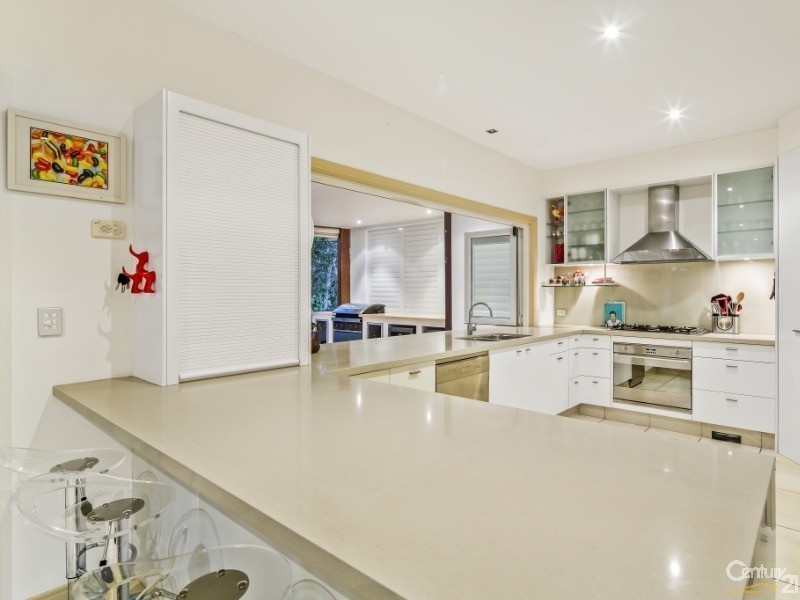 7 Hetherington Drive, Twin Waters QLD 4564