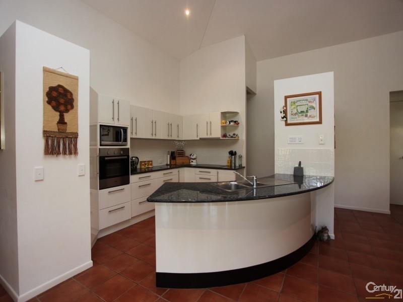 13 Glenwood Place, Twin Waters QLD 4564
