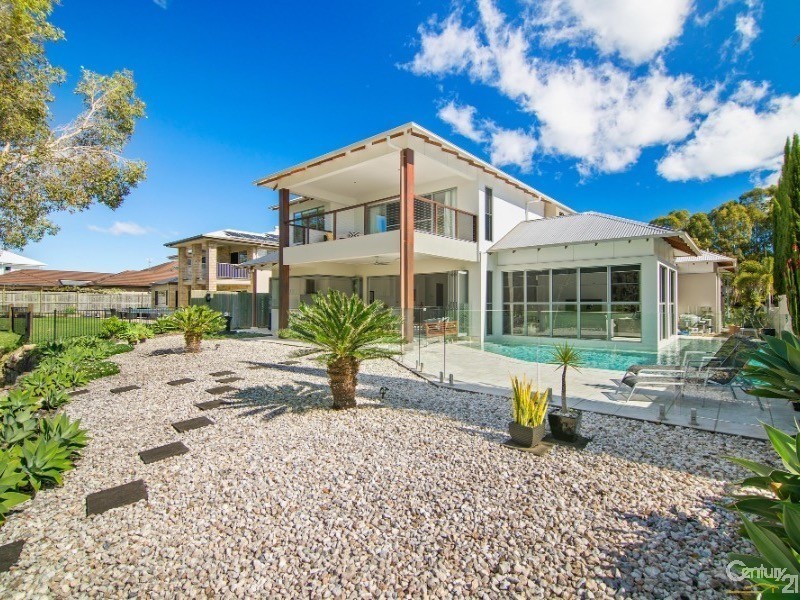 11 Hetherington Drive, Twin Waters QLD 4564