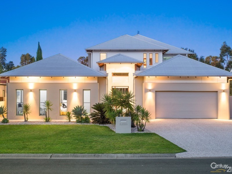 11 Hetherington Drive, Twin Waters QLD 4564