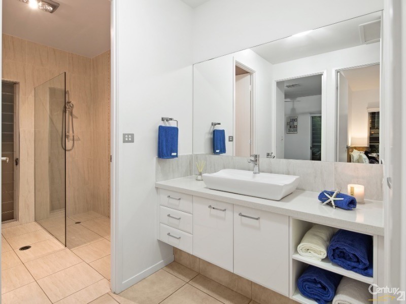 11 Hetherington Drive, Twin Waters QLD 4564