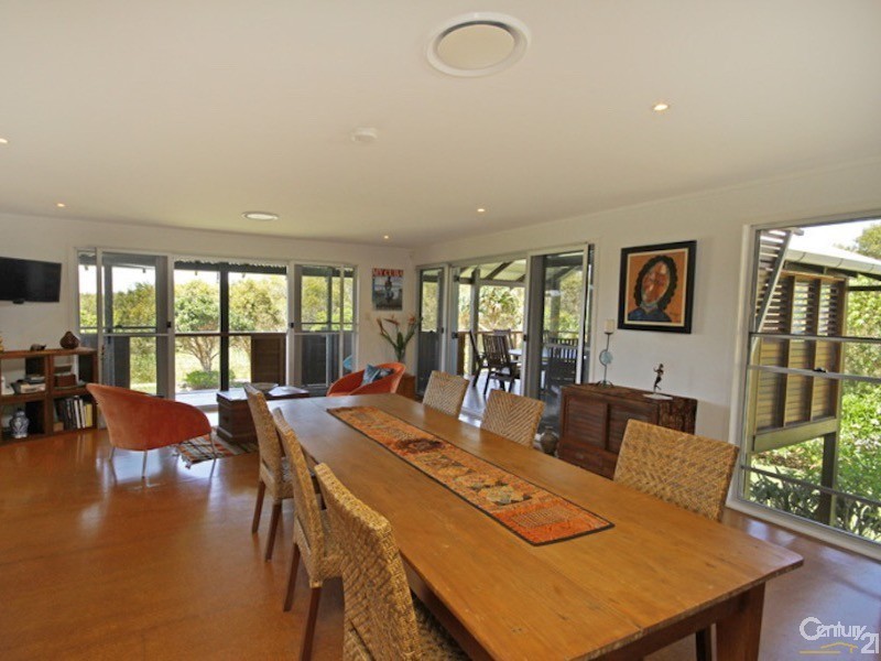 1 North Beach Place, Mudjimba QLD 4564