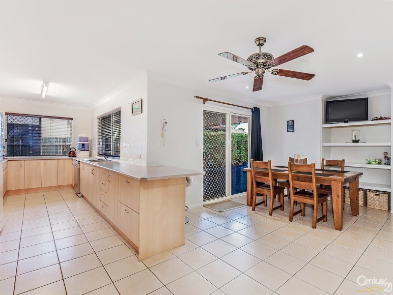 4 Tassel Place, Twin Waters QLD 4564