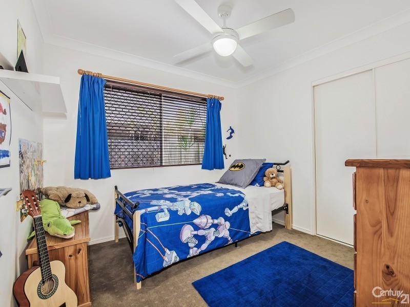 4 Tassel Place, Twin Waters QLD 4564