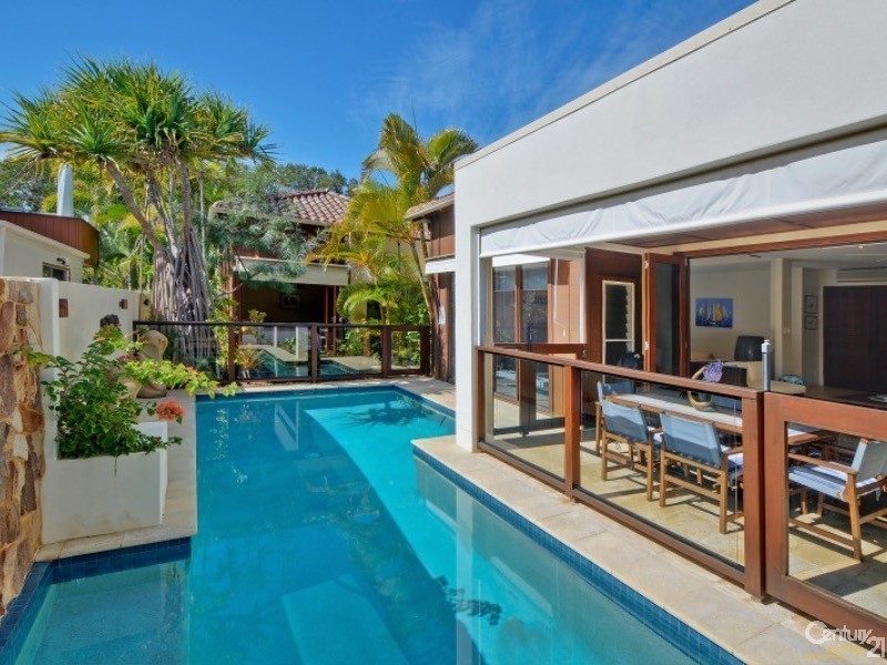 63 Mudjimba Esplanade, Mudjimba QLD 4564