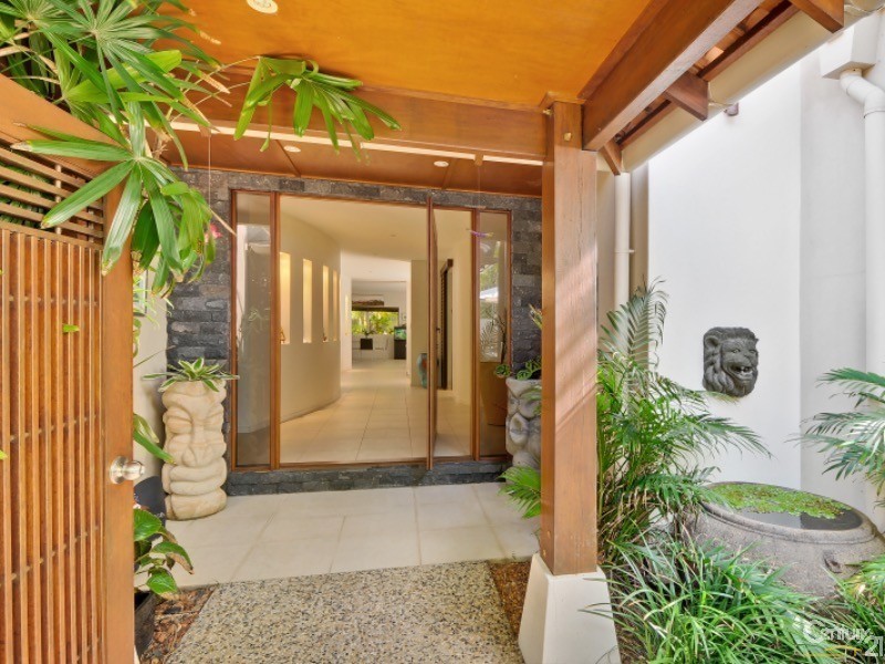 63 Mudjimba Esplanade, Mudjimba QLD 4564