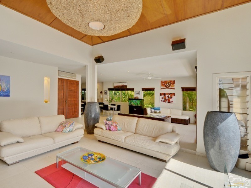 63 Mudjimba Esplanade, Mudjimba QLD 4564