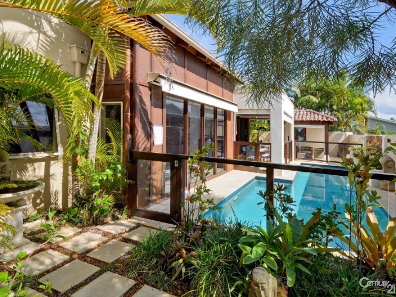 63 Mudjimba Esplanade, Mudjimba QLD 4564