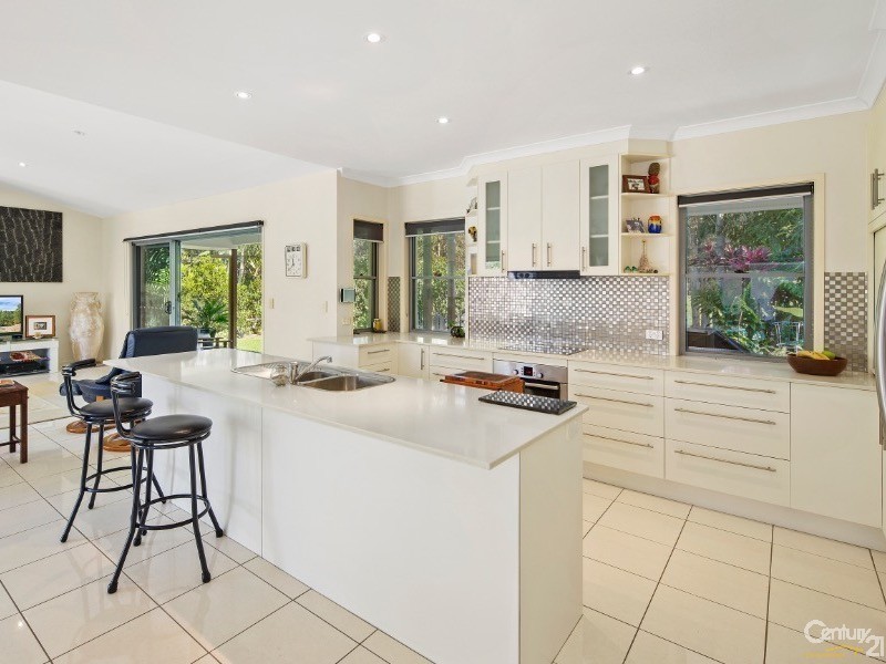 20 Hetherington Drive, Twin Waters QLD 4564