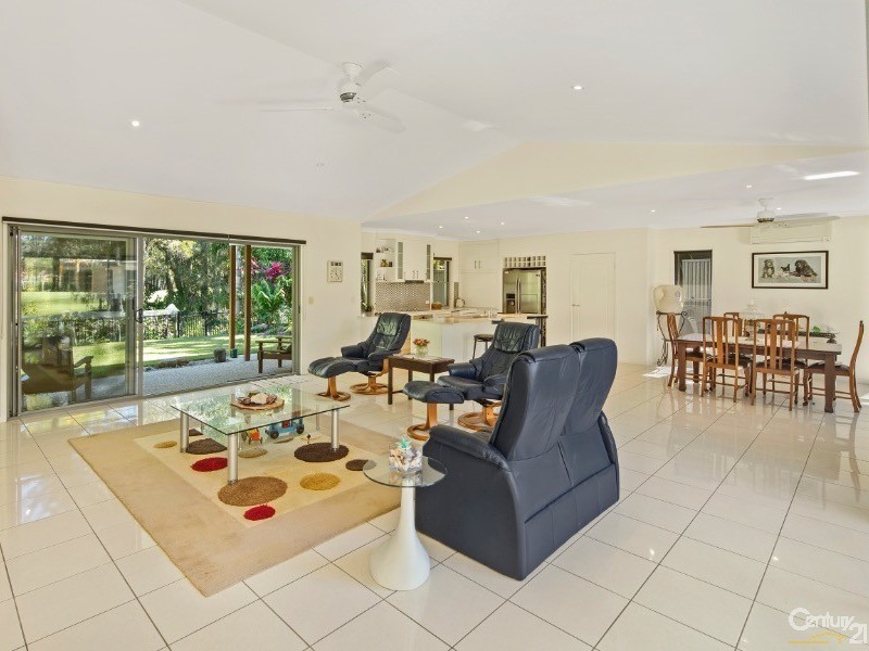 20 Hetherington Drive, Twin Waters QLD 4564