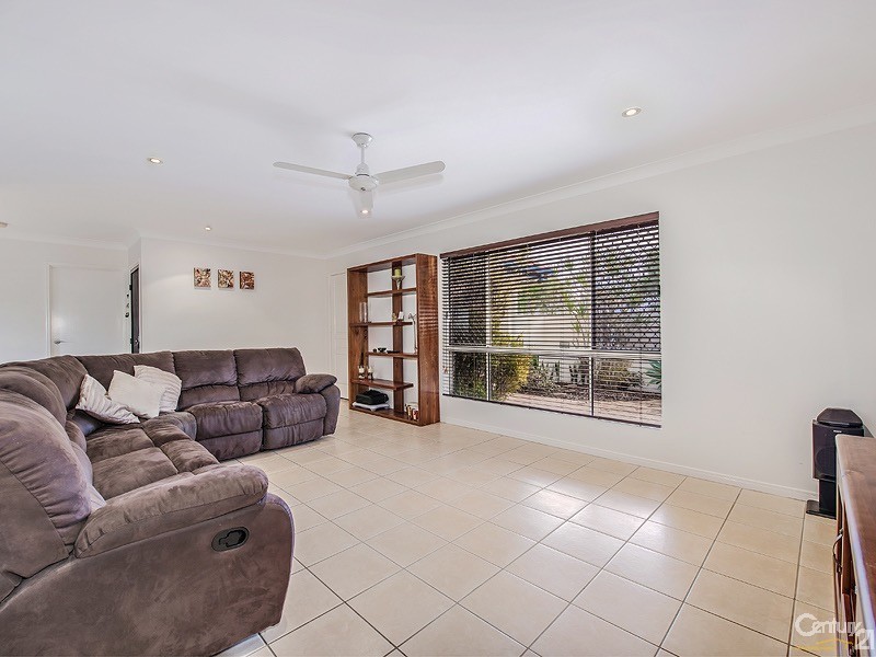 4 Tassel Place, Twin Waters QLD 4564
