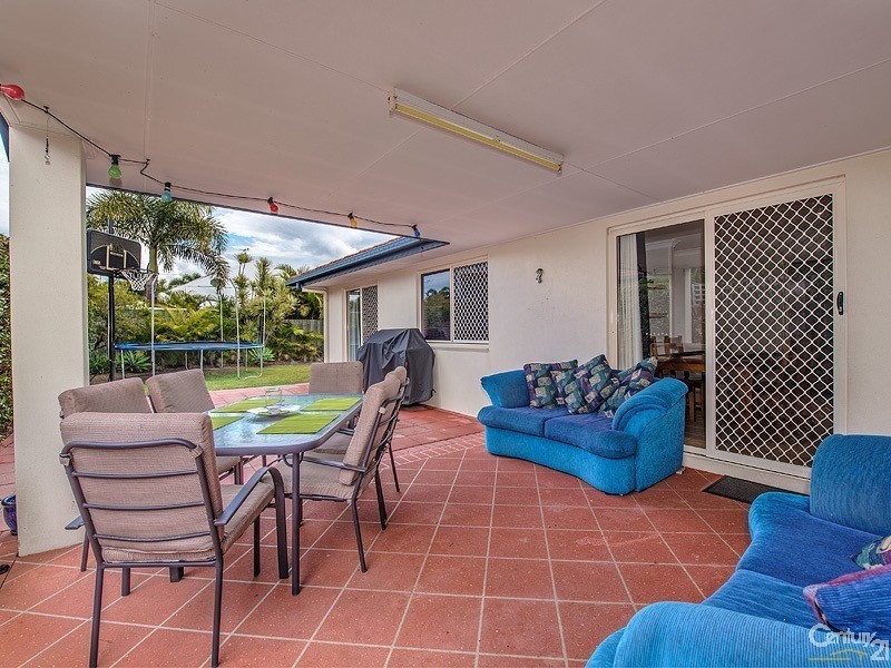 4 Tassel Place, Twin Waters QLD 4564