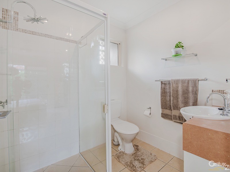 4 Tassel Place, Twin Waters QLD 4564