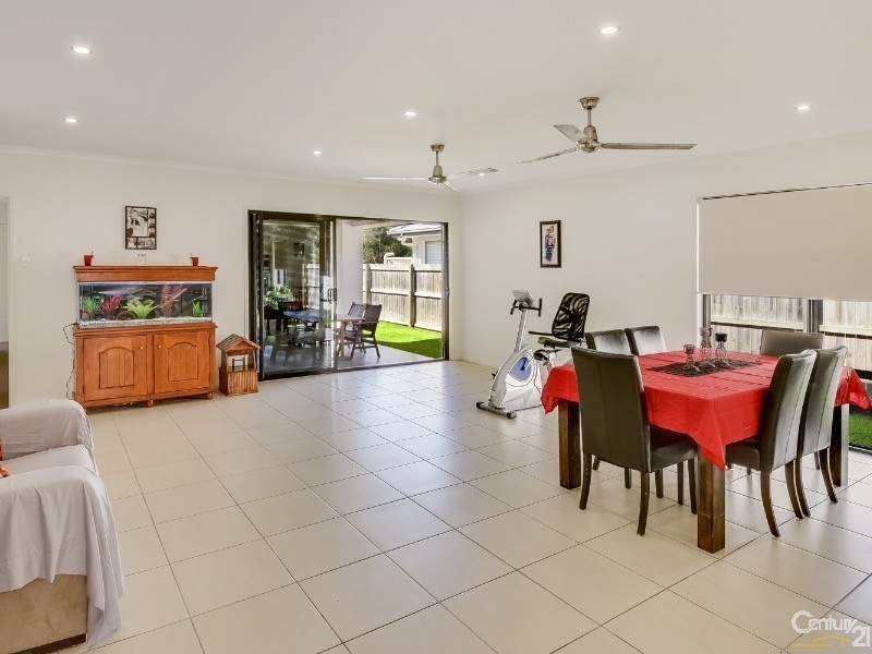 59 Creekside Drive, Sippy Downs QLD 4556