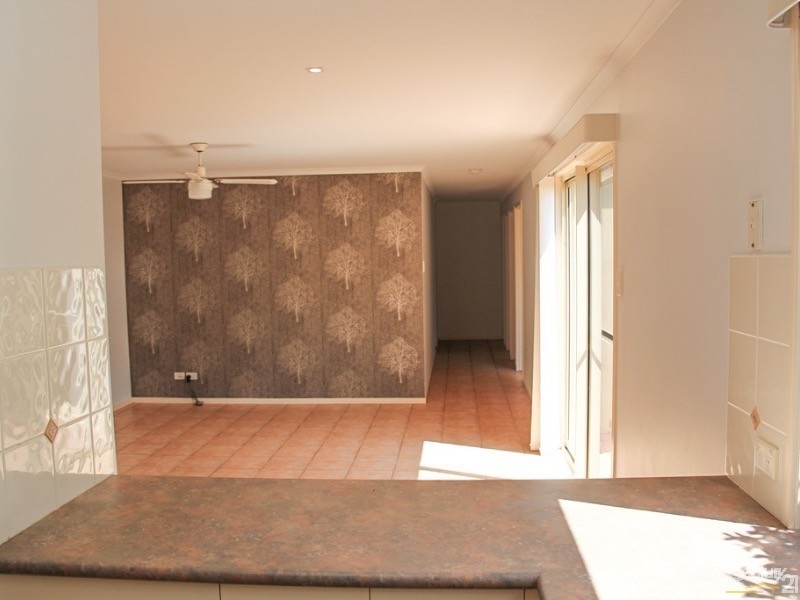 8 Watergum Place, Twin Waters QLD 4564