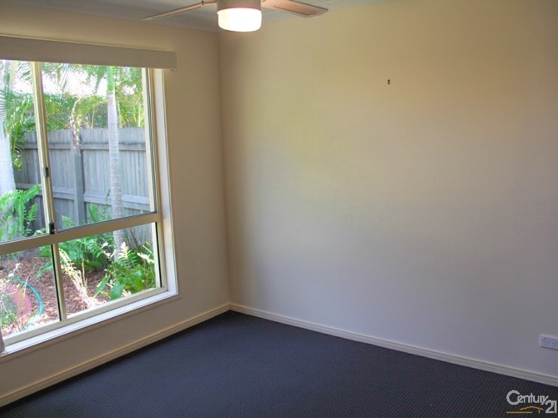 8 Watergum Place, Twin Waters QLD 4564