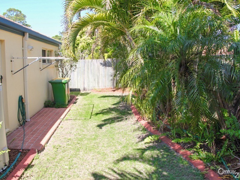 8 Watergum Place, Twin Waters QLD 4564