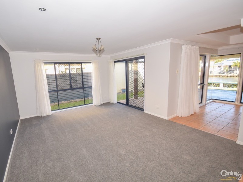 4 Sunorchid Place, Twin Waters QLD 4564