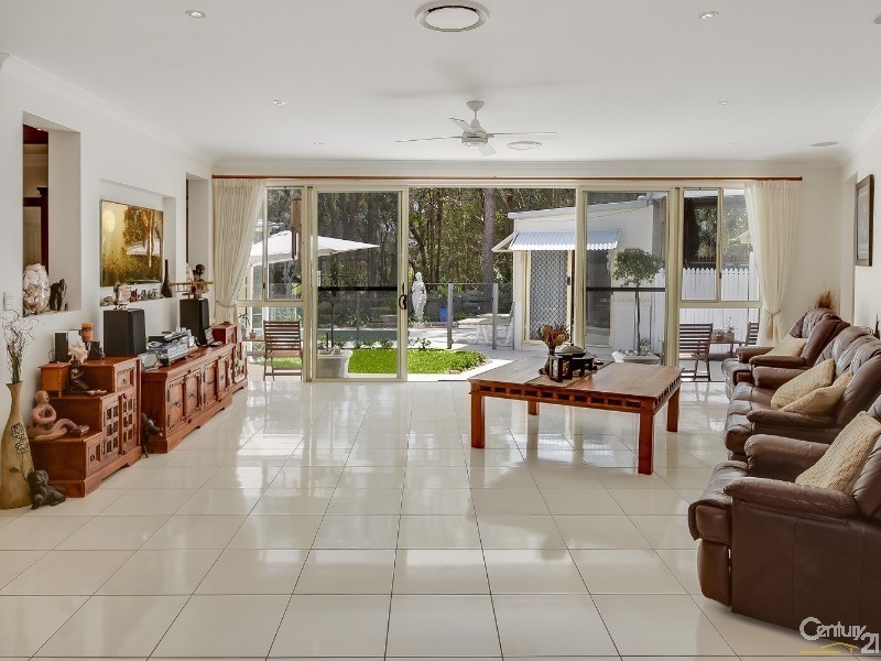 2 Elderberry Court, Twin Waters QLD 4564