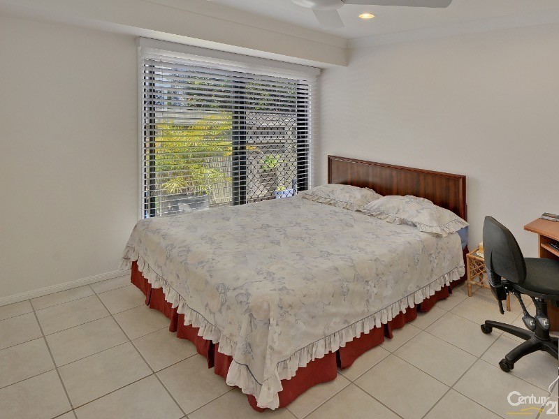 3 Staysail Place, Twin Waters QLD 4564