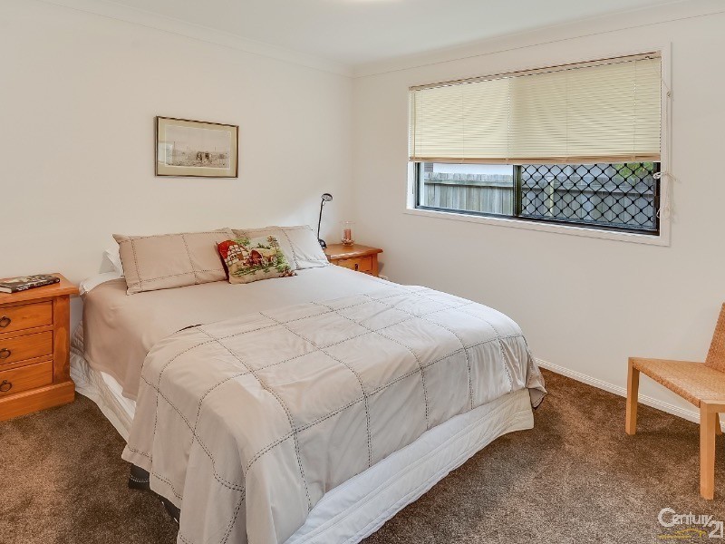 7 Pampling Place, Twin Waters QLD 4564