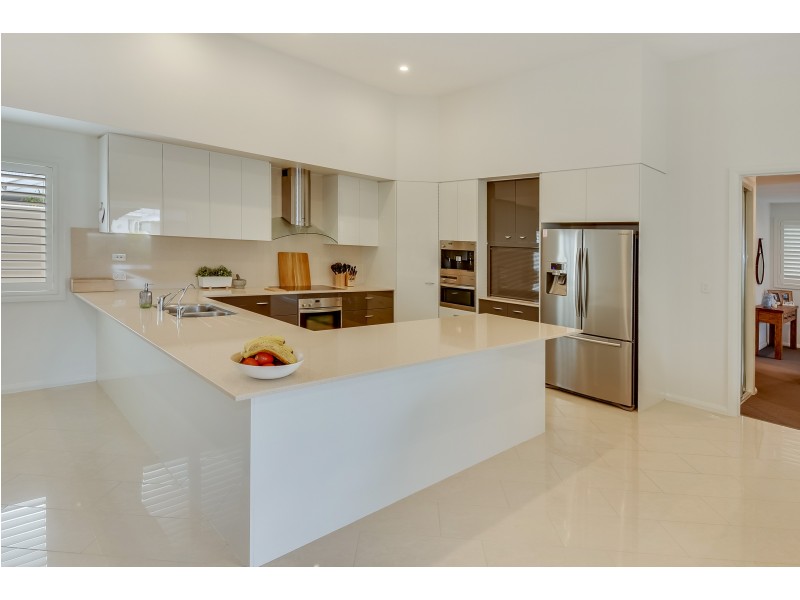 34 Stillwater Drive, Twin Waters QLD 4564