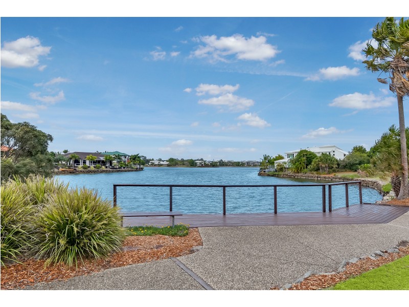 34 Stillwater Drive, Twin Waters QLD 4564