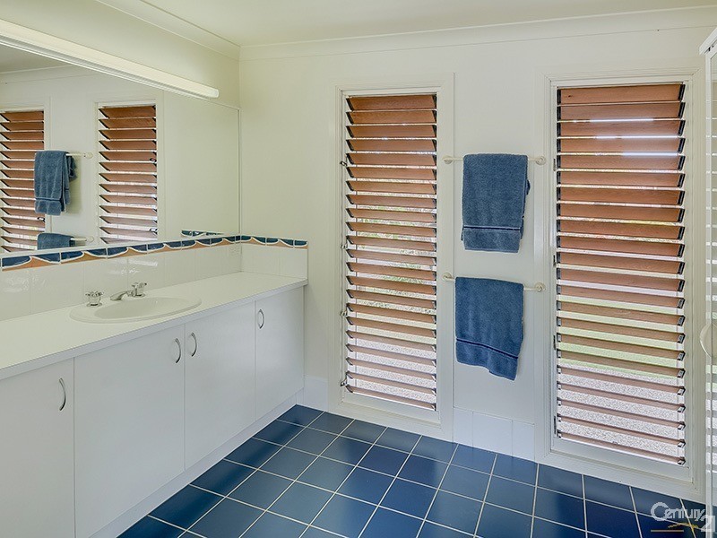 1 Portmarnock Court, Twin Waters QLD 4564