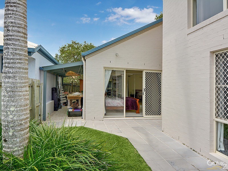 1 Portmarnock Court, Twin Waters QLD 4564