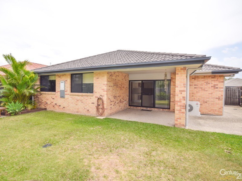 8 Parkland Drive, Pacific Paradise QLD 4564
