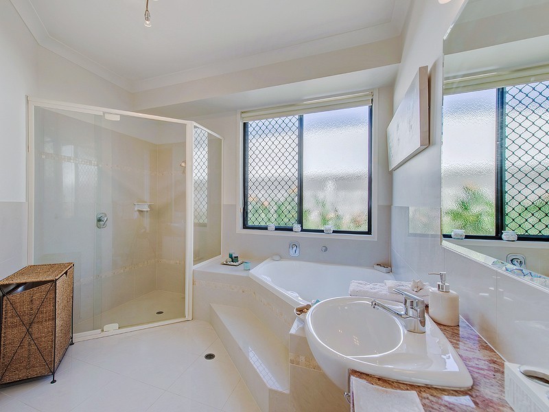 23 Hetherington Drive, Twin Waters QLD 4564