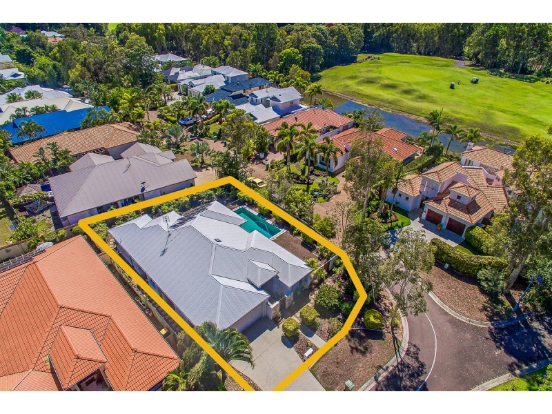 5 Baker-Finch Place, Twin Waters QLD 4564