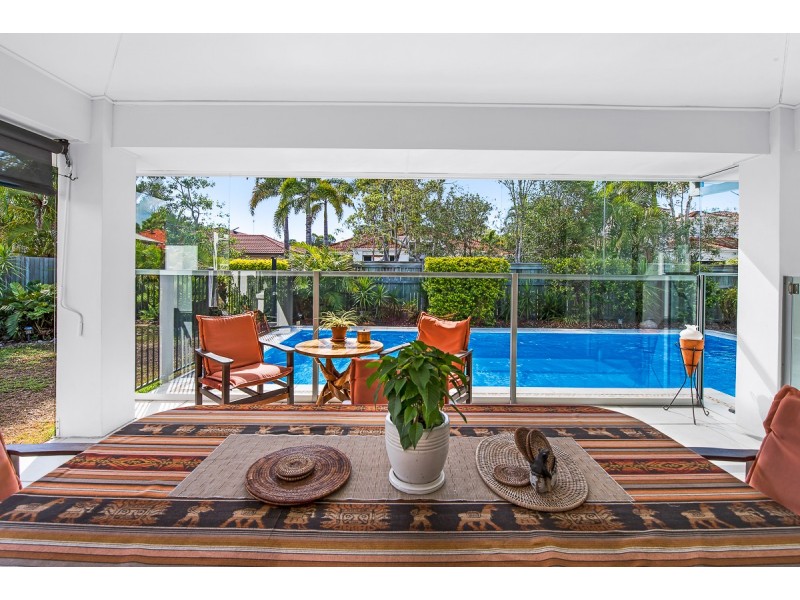 5 Baker-Finch Place, Twin Waters QLD 4564