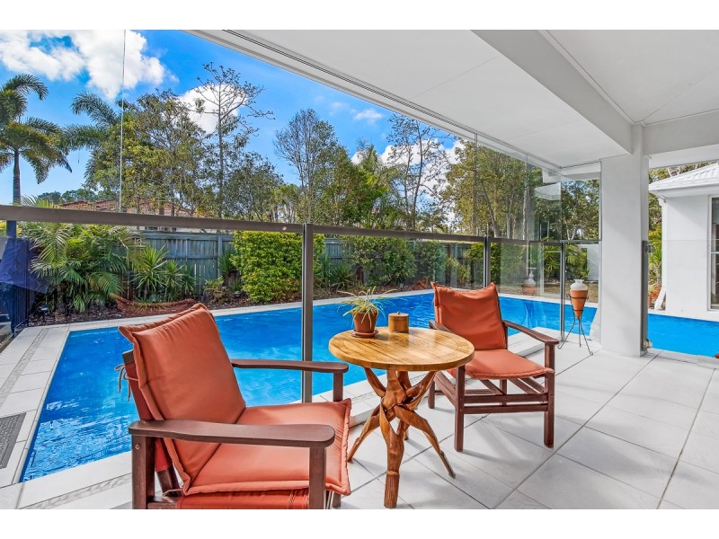 5 Baker-Finch Place, Twin Waters QLD 4564