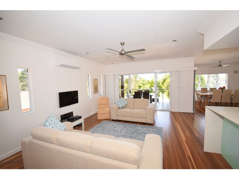 2 Merkara Crescent, Twin Waters QLD 4564