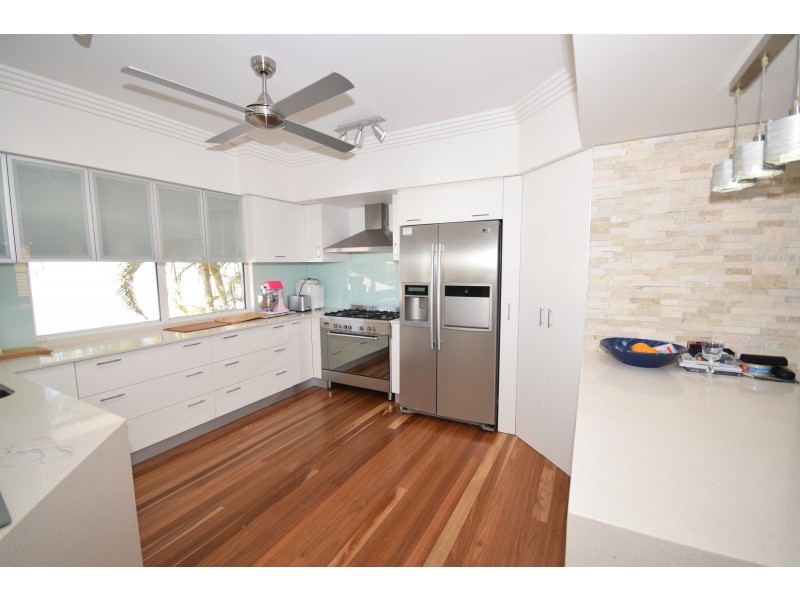 2 Merkara Crescent, Twin Waters QLD 4564