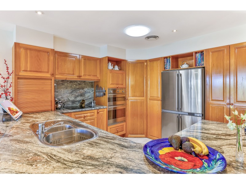 11 Tamarind Place, Twin Waters QLD 4564