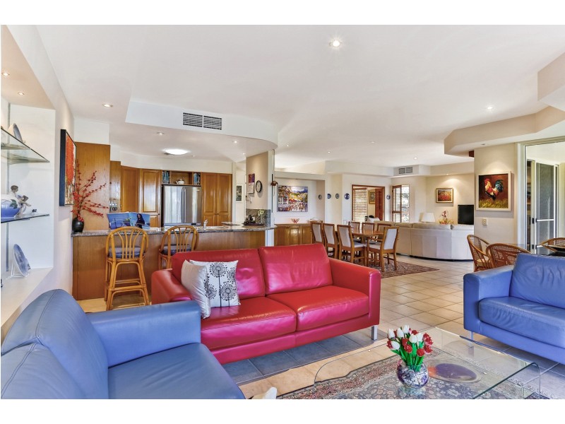 11 Tamarind Place, Twin Waters QLD 4564