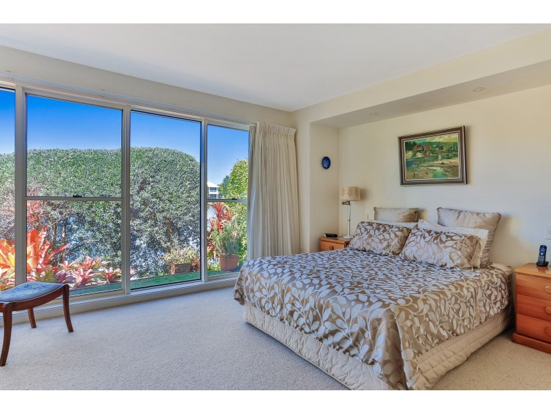 11 Tamarind Place, Twin Waters QLD 4564