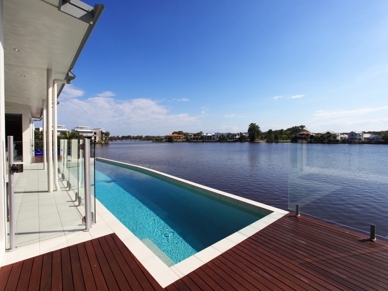 12 Waterfront Court, Twin Waters QLD 4564