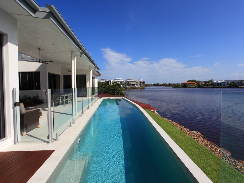 12 Waterfront Court, Twin Waters QLD 4564